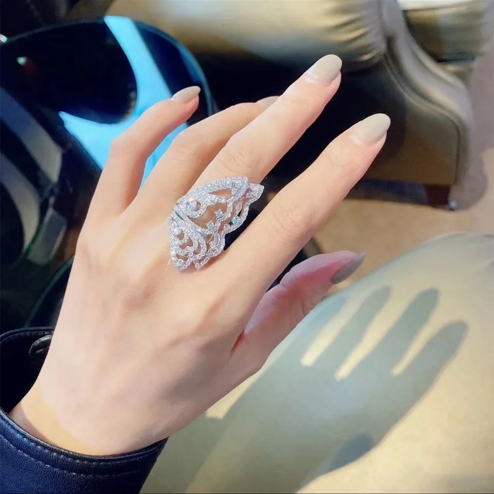Butterfly Wing Ring - Picture 2 of 4